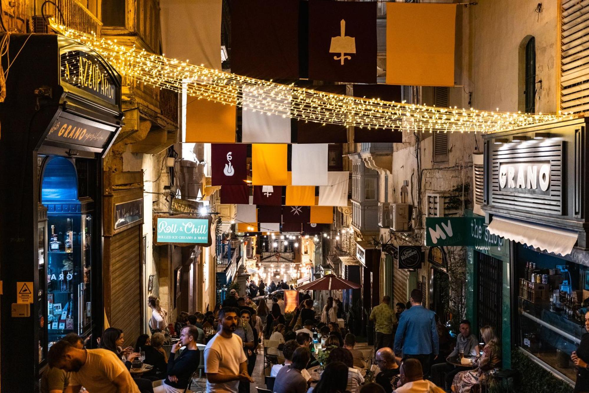 Valletta Waterfront 2 Beds Flat By Arcobnb Floriana Esterno foto