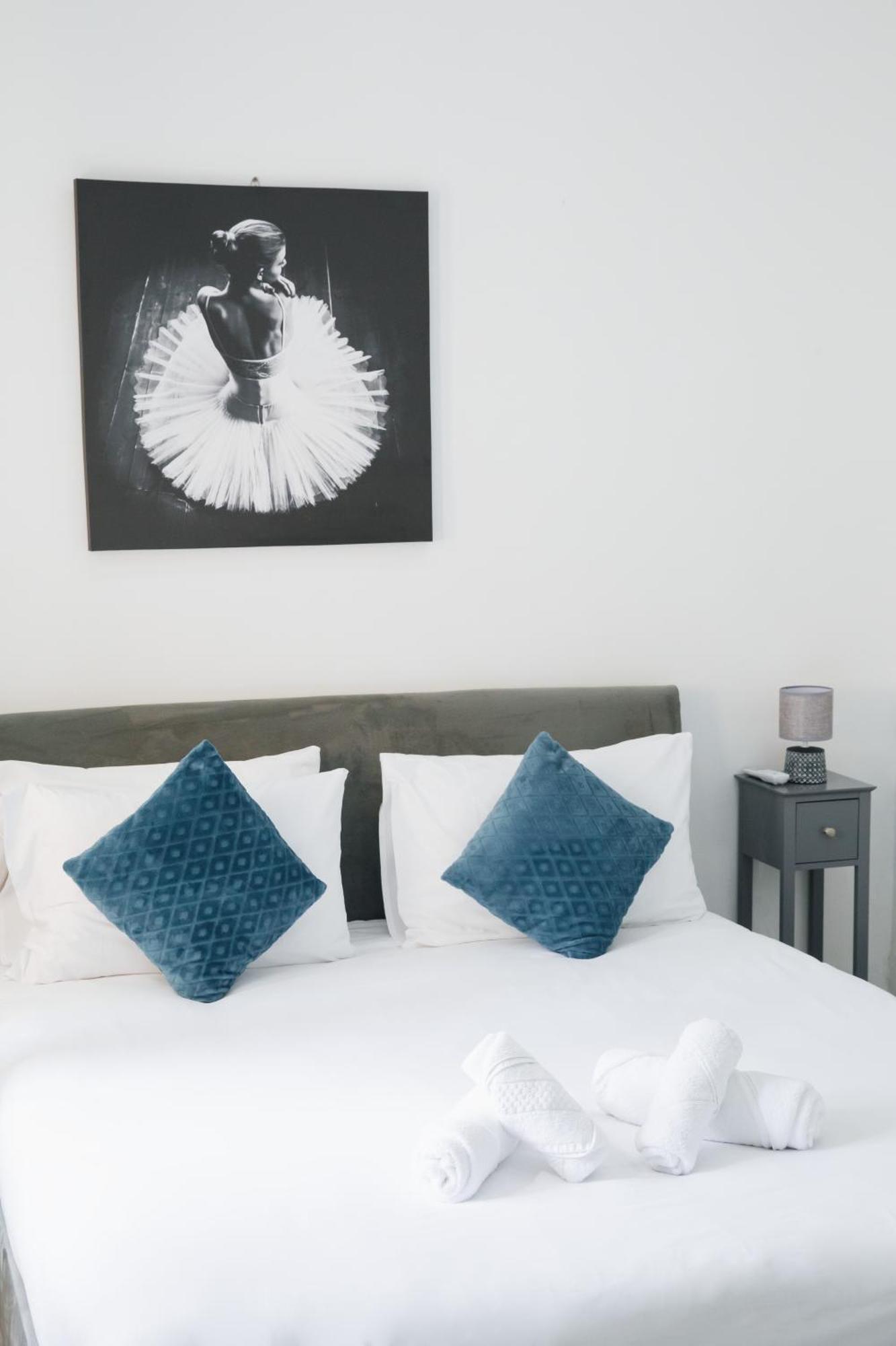 Valletta Waterfront 2 Beds Flat By Arcobnb Floriana Esterno foto