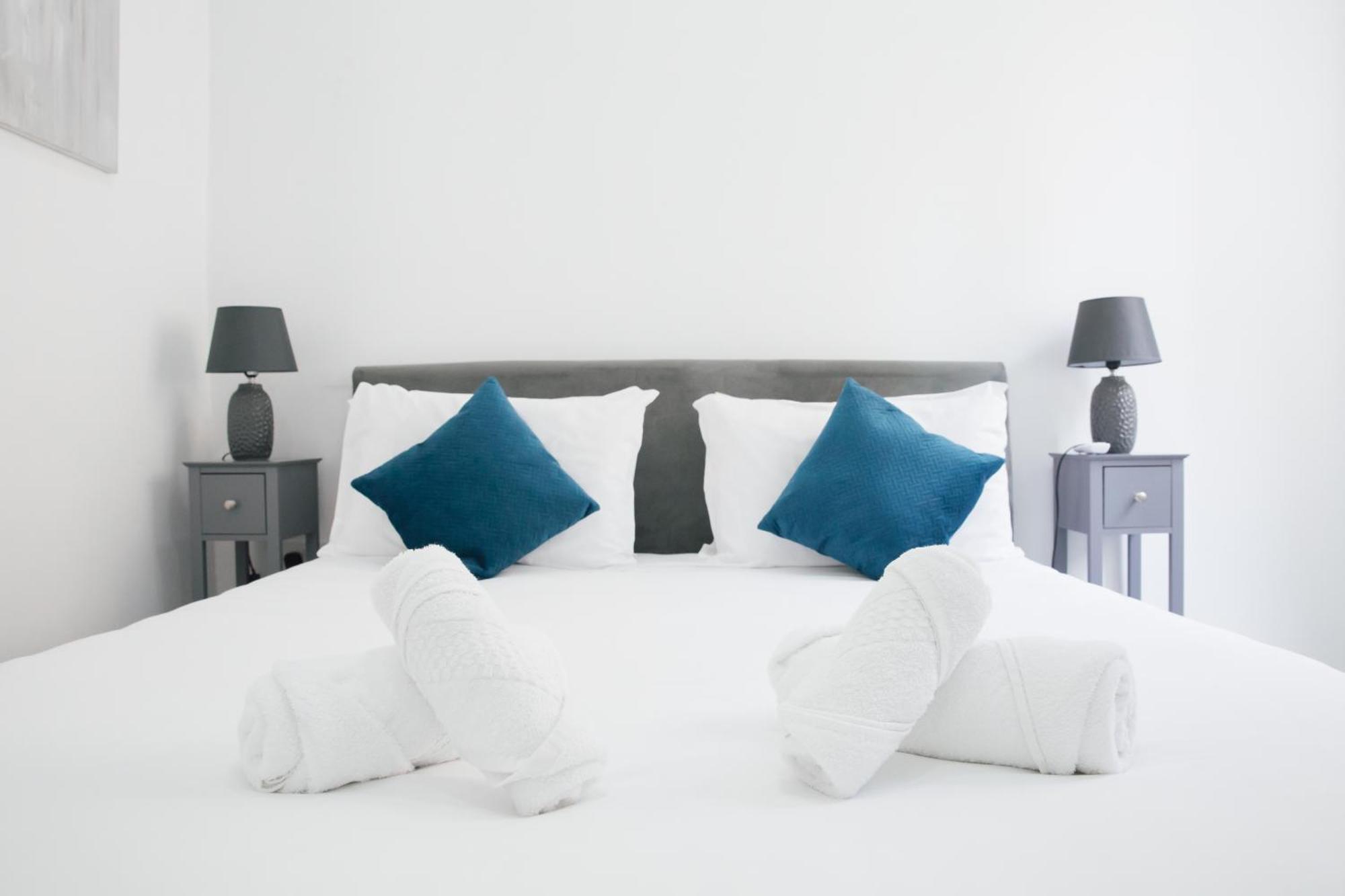 Valletta Waterfront 2 Beds Flat By Arcobnb Floriana Esterno foto