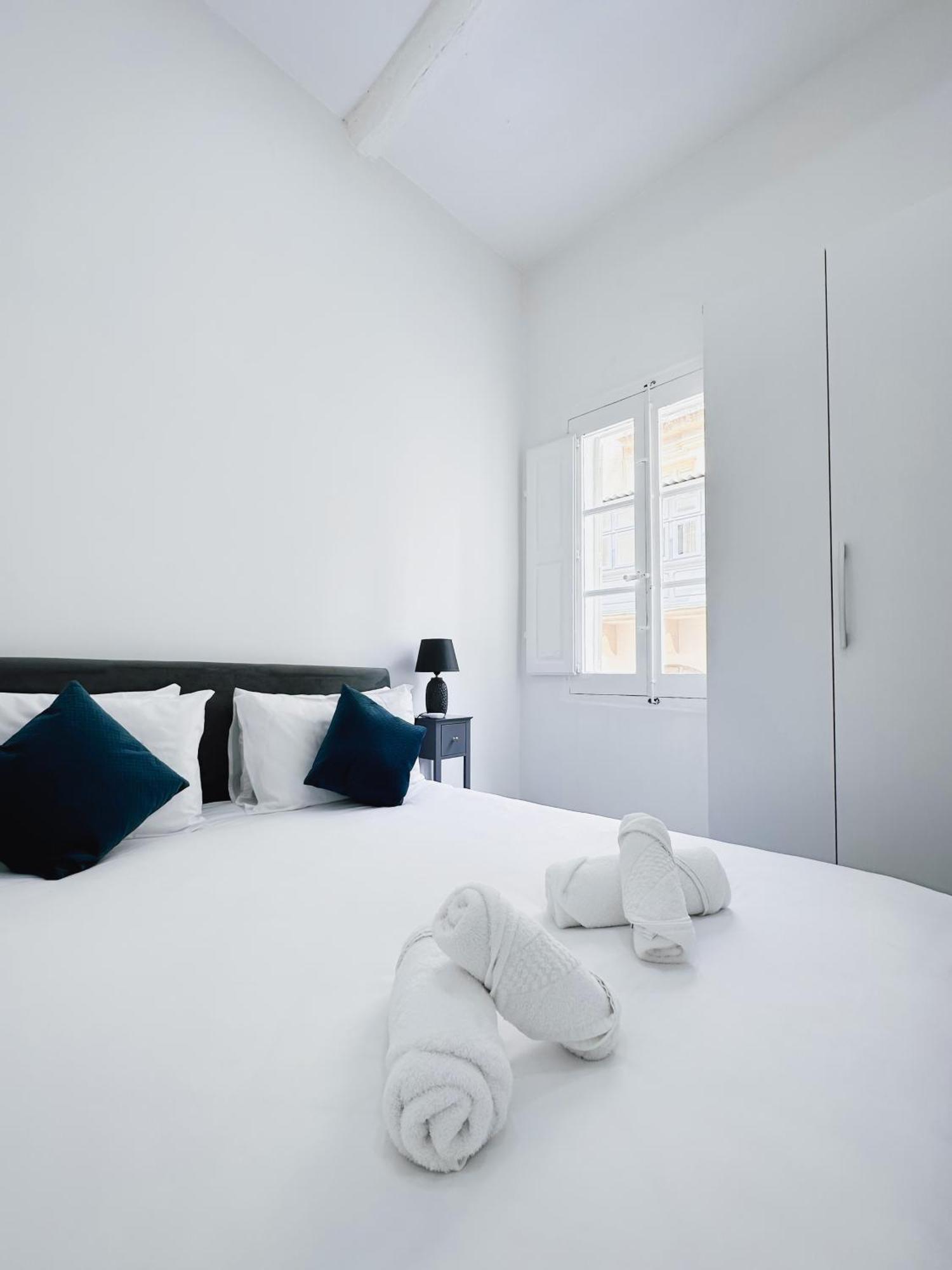 Valletta Waterfront 2 Beds Flat By Arcobnb Floriana Esterno foto